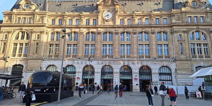 parvis Havre - Paris Saint Lazare